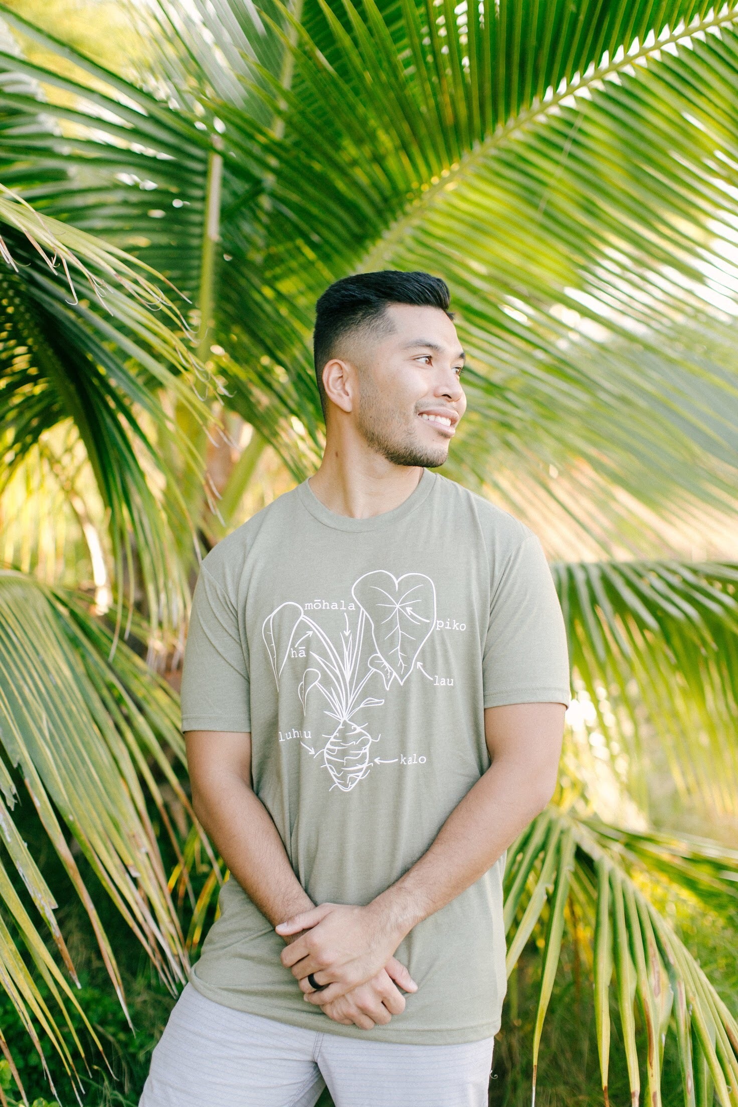 mahina made 半袖Tシャツ　M Unisex – Mahina Made LLC