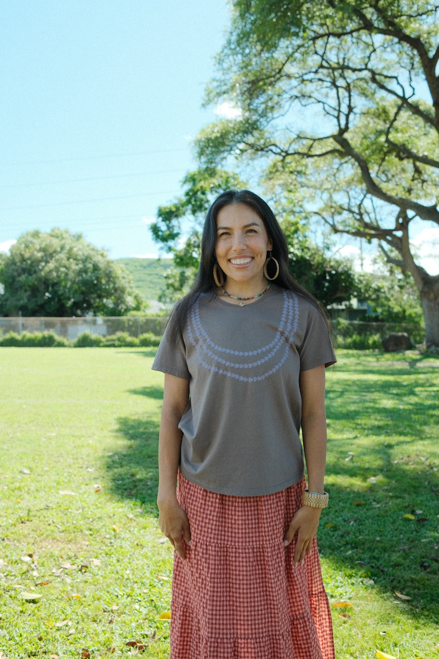 Lei Pua Kalaunu Tee - Iron