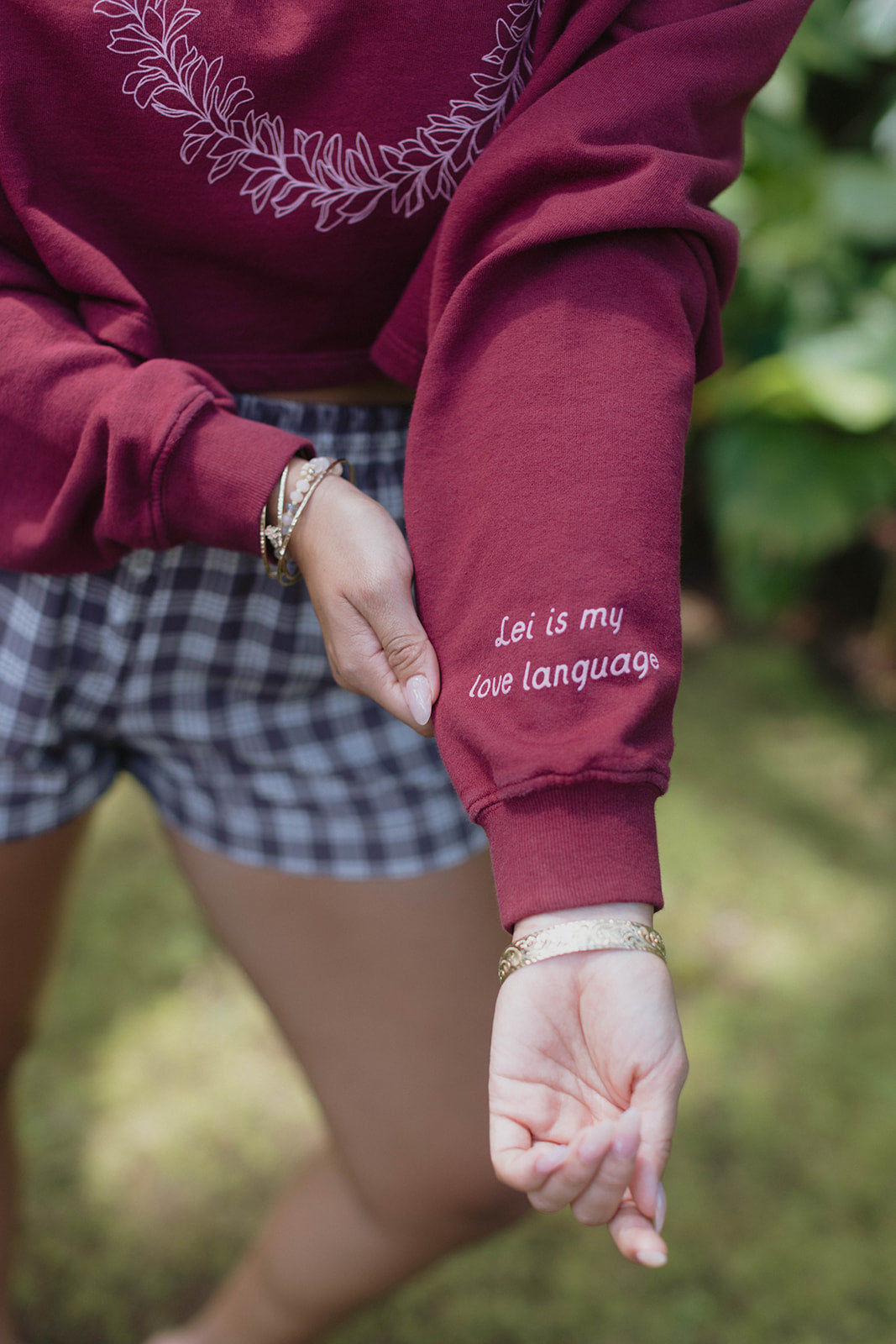 Sweatshirt Crop-  Pua Melia Merlot 2.0