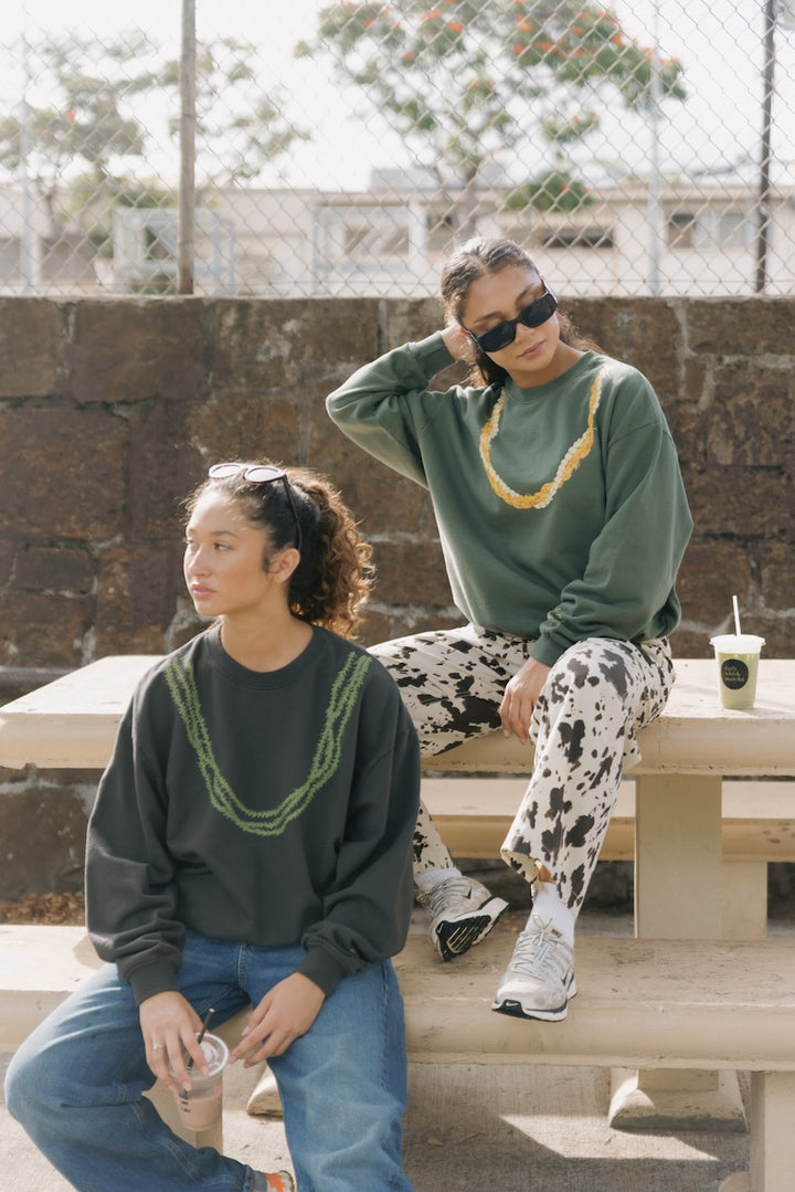 Sweatshirt Oversized  - Lei Kaunaoa/Pikake Lush