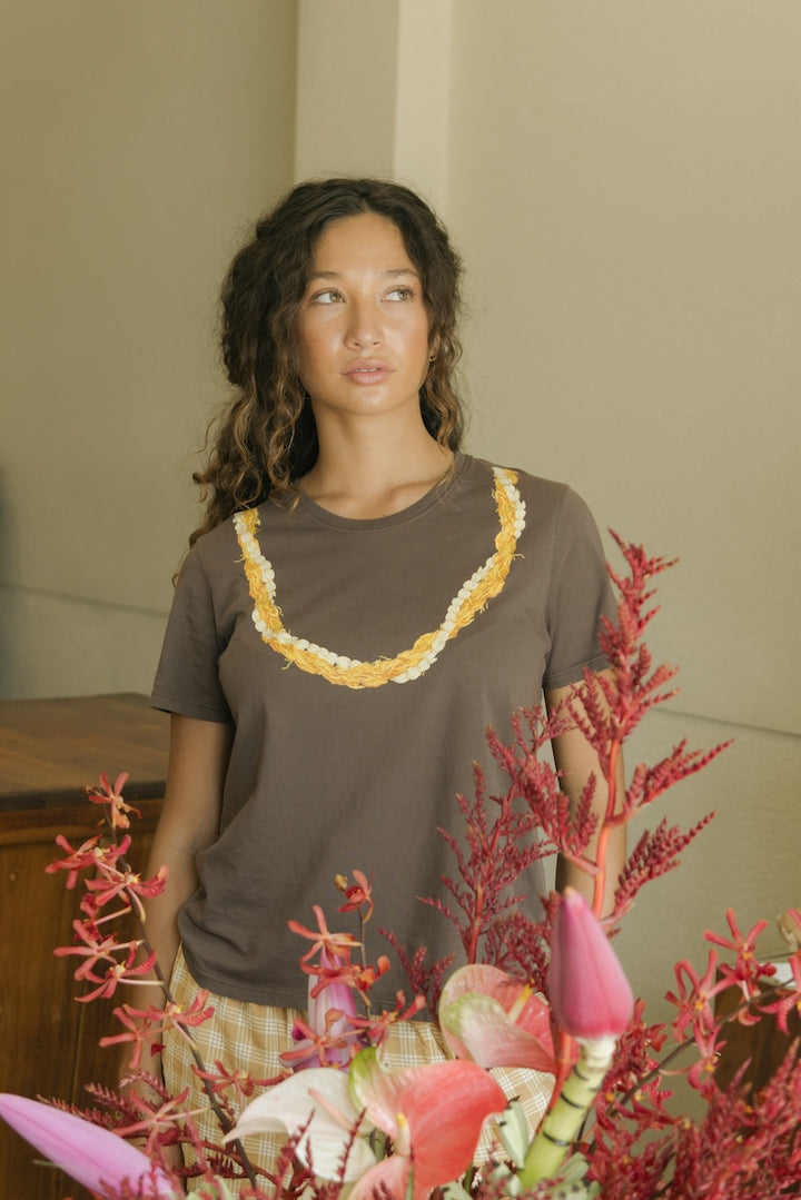 Lei Kaunaoa/Pikake Tee - Pahu