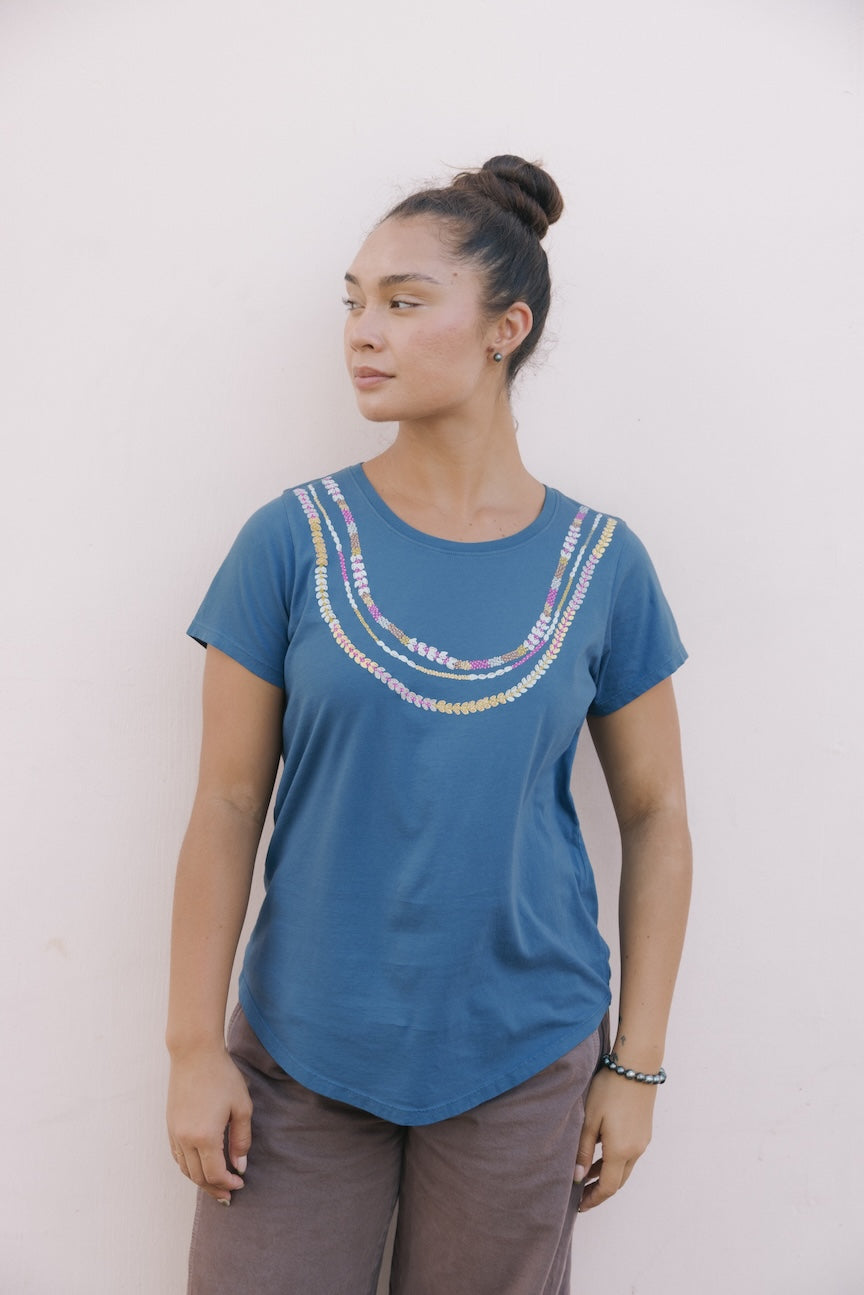 Lei Pupu o Niihau Tee - Denim