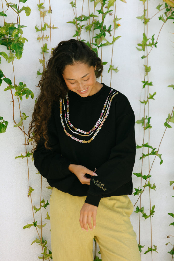 Sweatshirt Oversized- Lei Pupu o Niihau Tee 'ele'ele