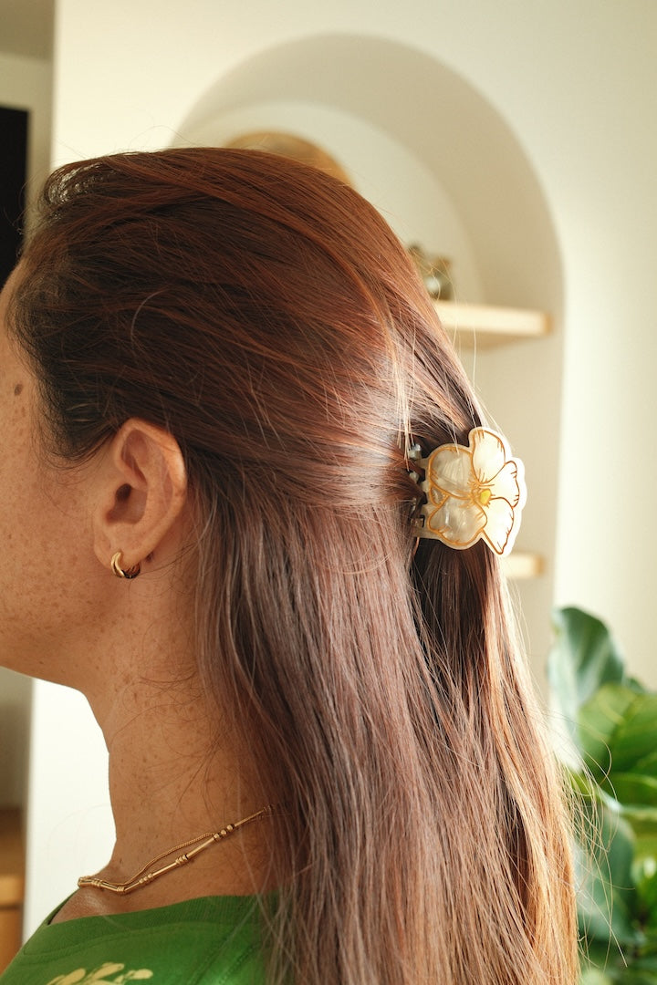 Hair Clip - Pua Kenikeni Li'i White