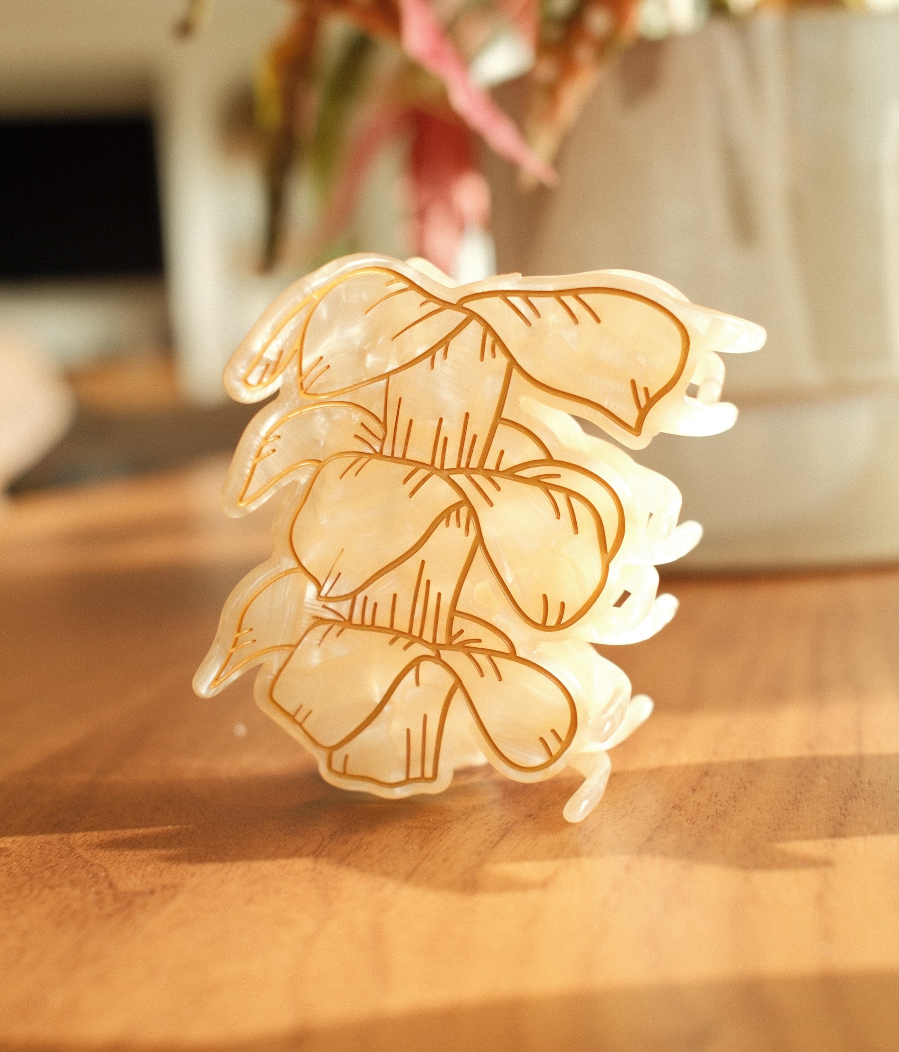 キネマ　kinema mohair hair band Khaki Hair Clip - Lei Pua Kenikeni White – Mahina Made LLC