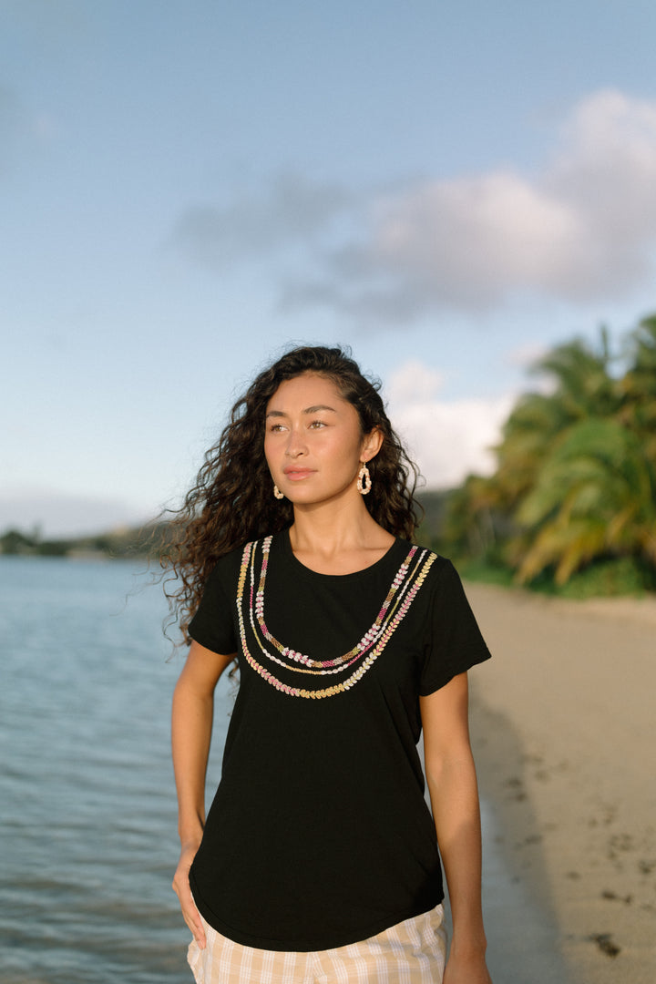 Lei Pupu o Niihau Tee - Eleele