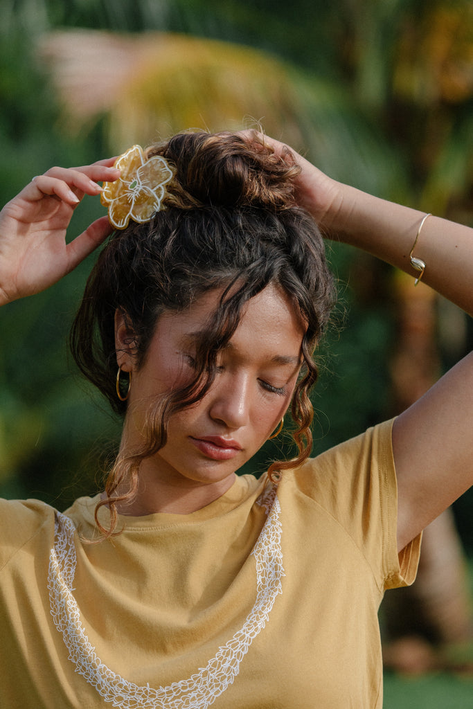 Hair Clip - Pua Kenikeni Nui Yellow – Mahina Made LLC