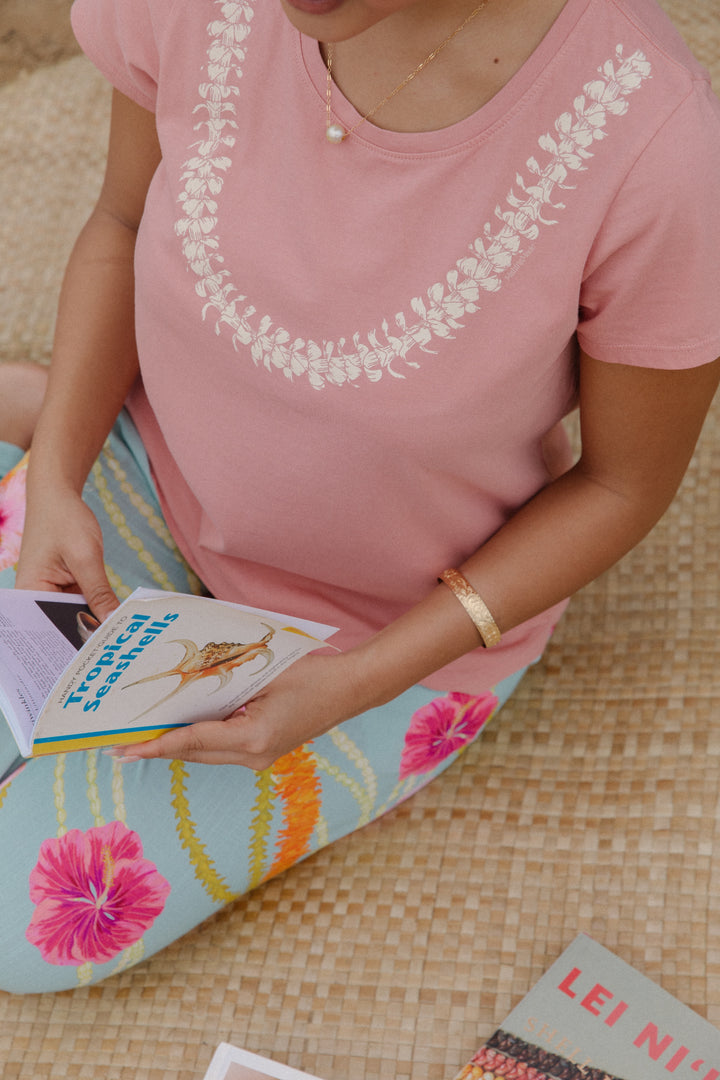 Lei Pua Kenikeni Tee - Coral