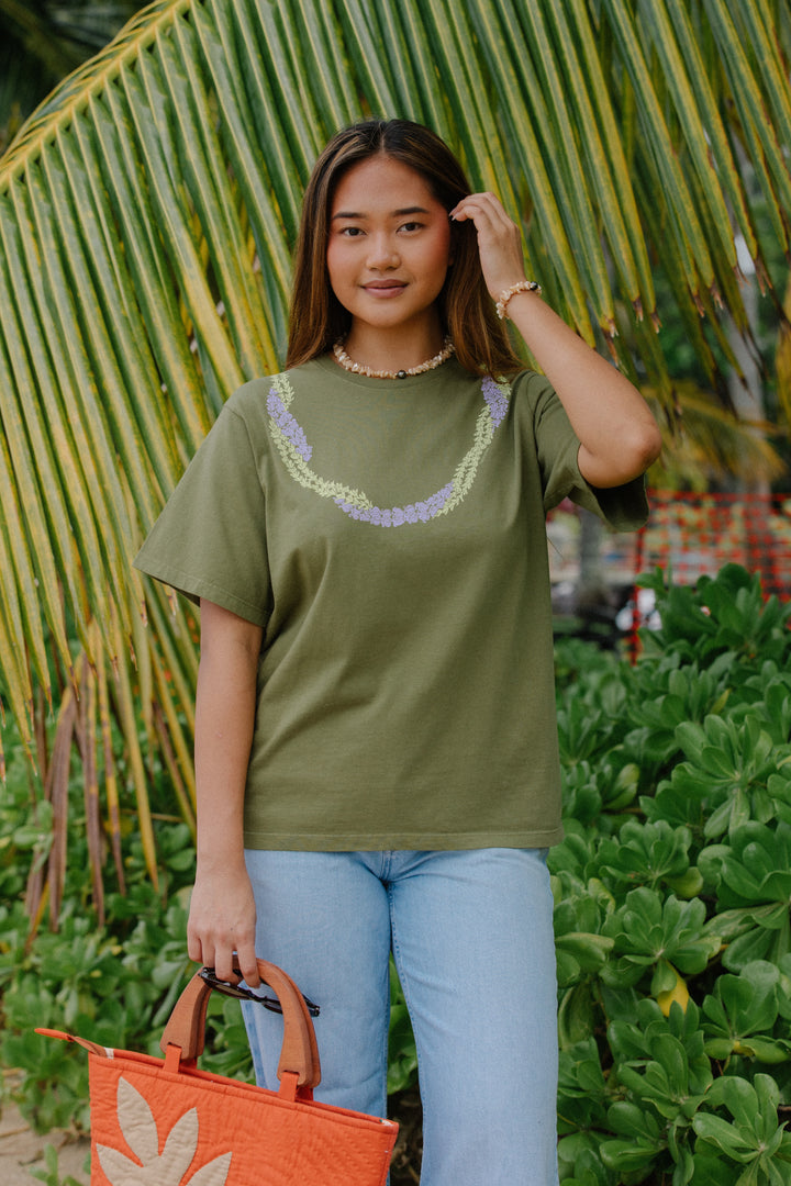 Lei Pili Oversized Boxy Tee - Olive