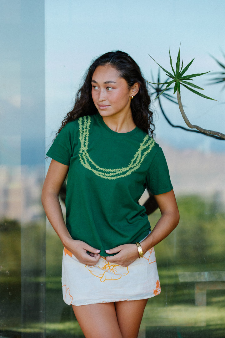 Lei Pakalana Tee - Mauka
