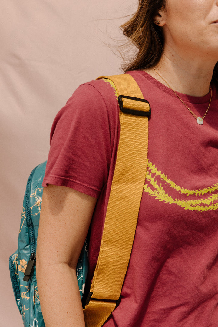 Holoholo Backpack - Pua Kenikeni Teal