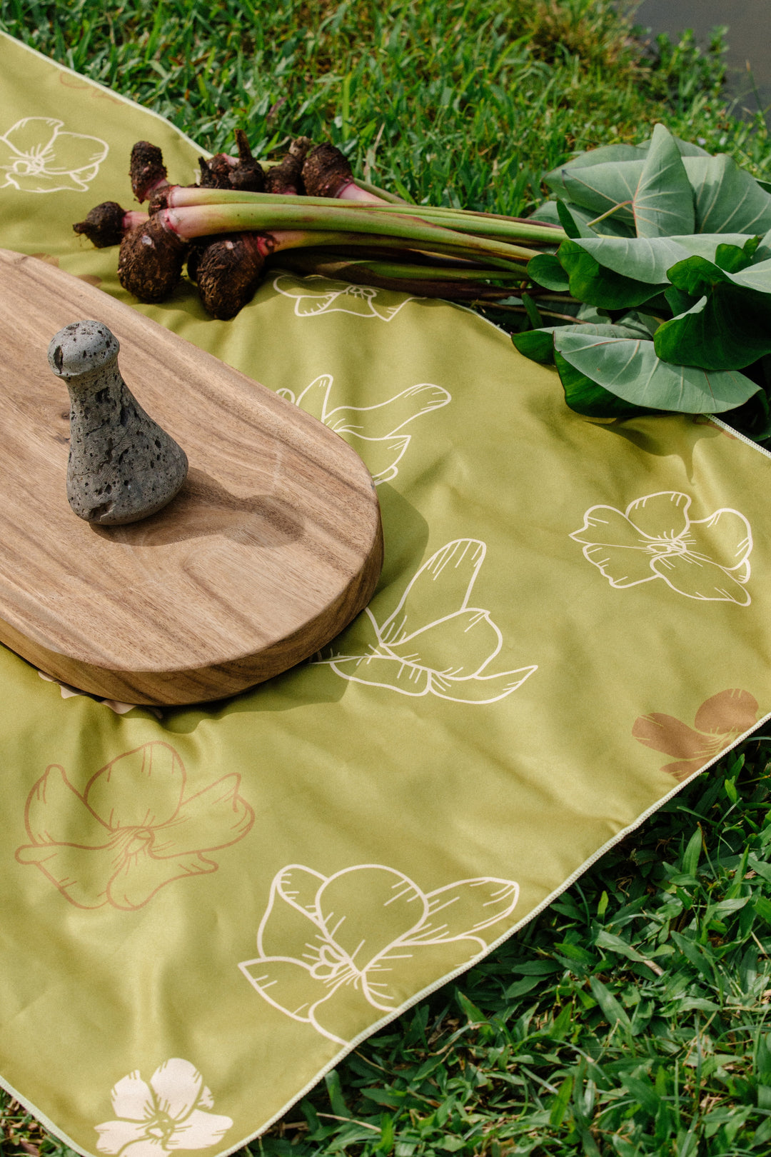 Microfiber Towel - Pua Kenikeni Avo
