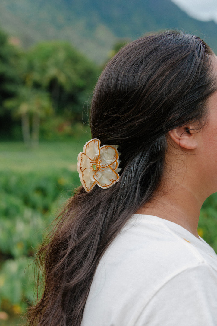 Hair Clip - Pua Kenikeni Nui White