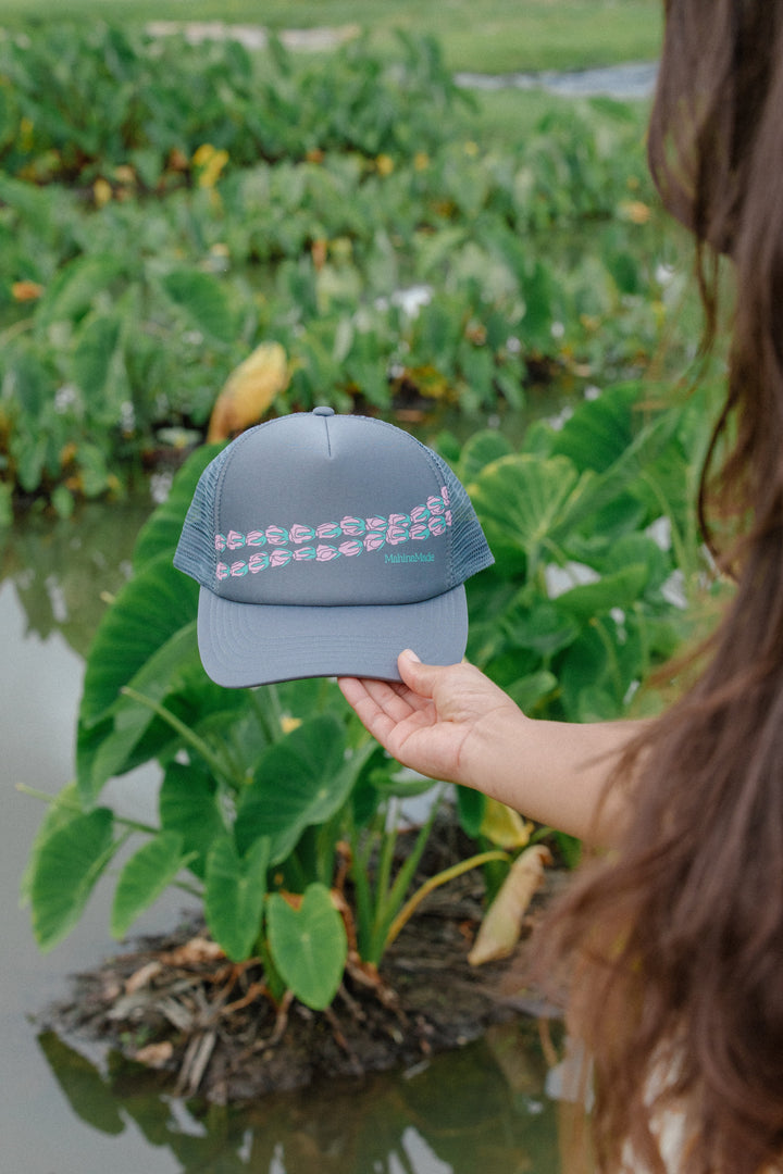 Trucker Hat - Lei Lokelani Hinahina