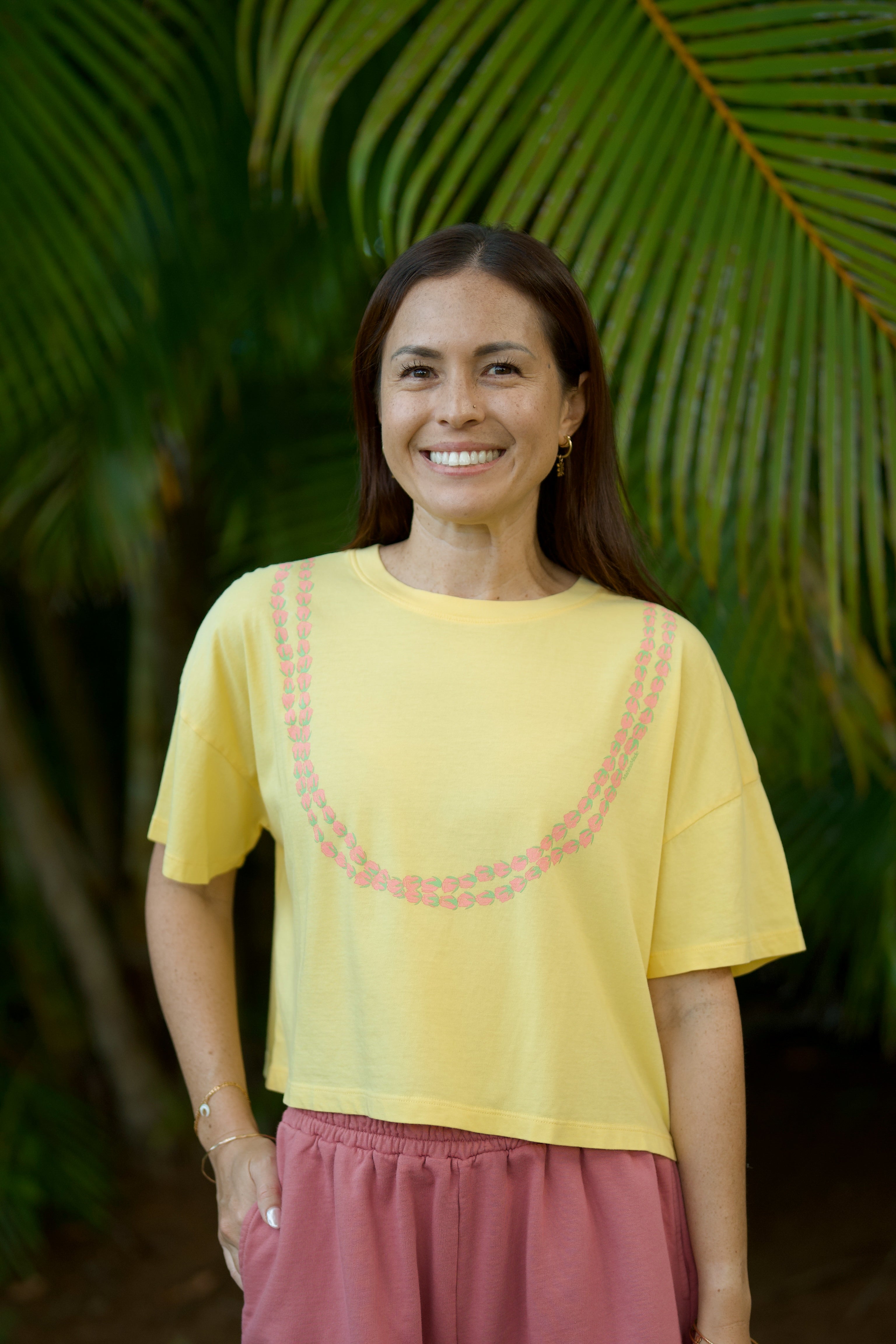 Lei Lokelani Crop Tee - Mai'a – Mahina Made LLC
