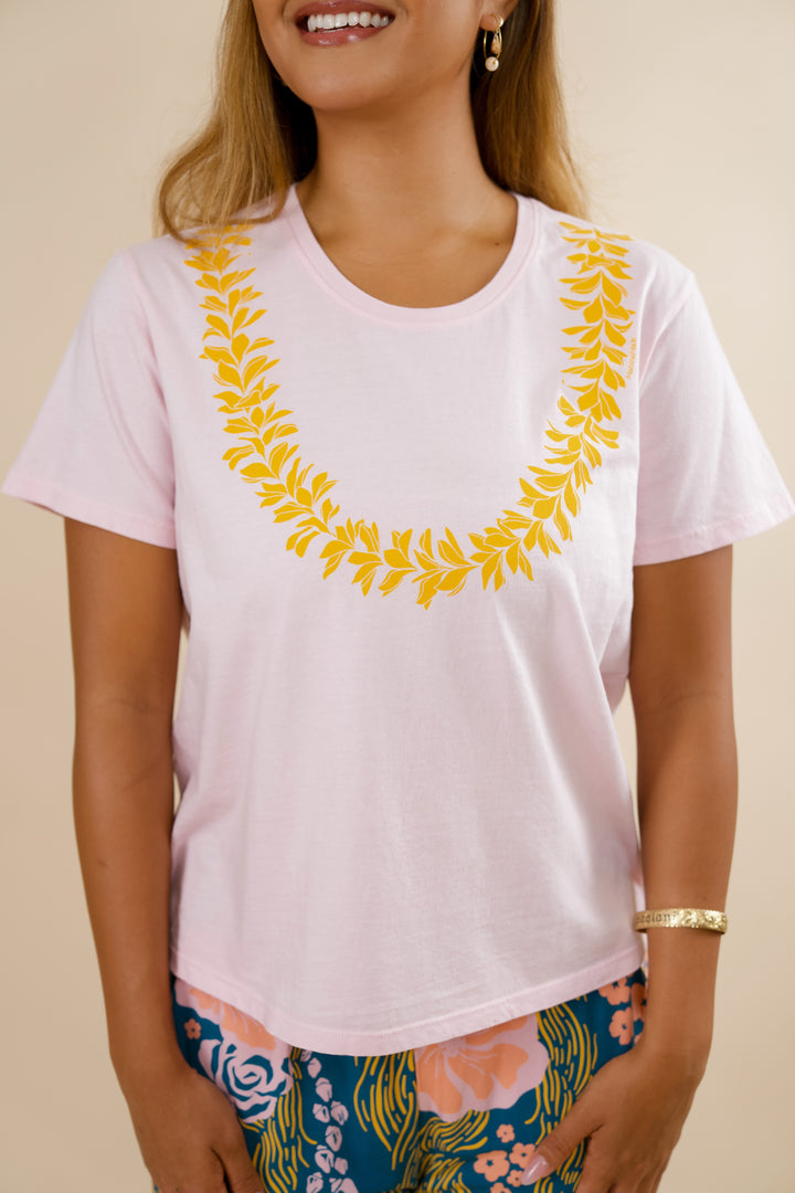 Lei Pua Melia Tee - Carnation