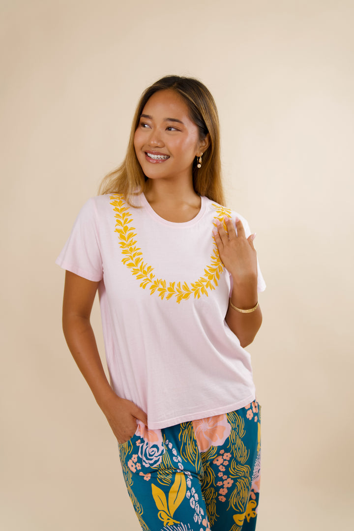 Lei Pua Melia Tee - Carnation