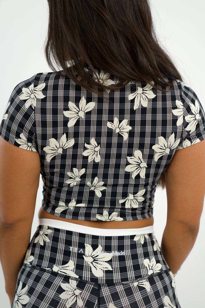 Tshirt Crop Top - Naupaka Black