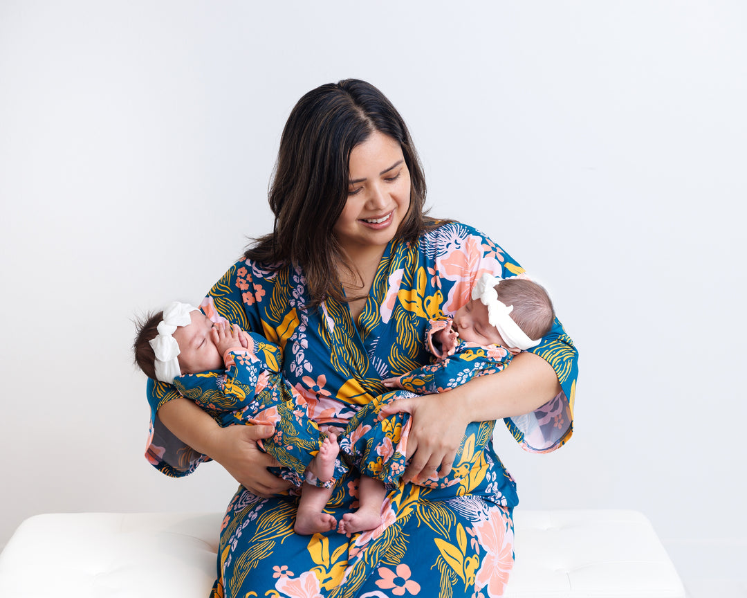 Mama Robe- Lā Lei