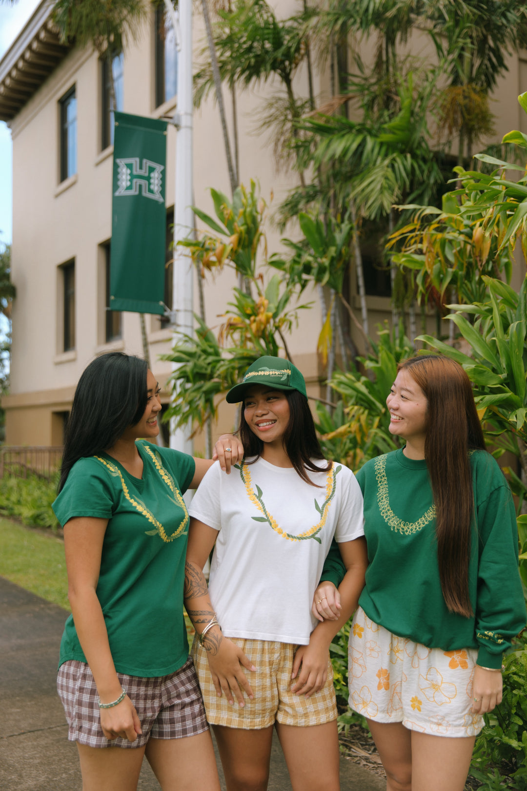 Lei Mana Tee - White Out